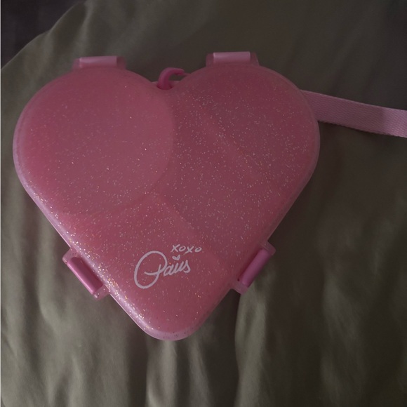 Paris Hilton Other - Paris Hilton Pink Heart-Shaped snackle box